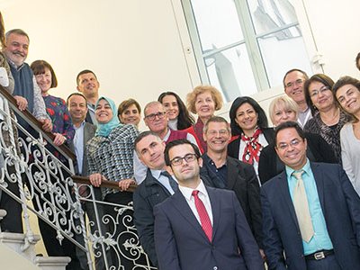 Gruppenfoto der 18 Teilnehmer/innen aus 15 Ländern beim ETF-Forum for Quality Assurance in VET