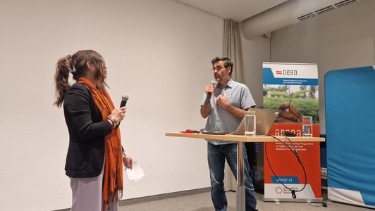 Alumni talk with Fernando Ruiz Peyre