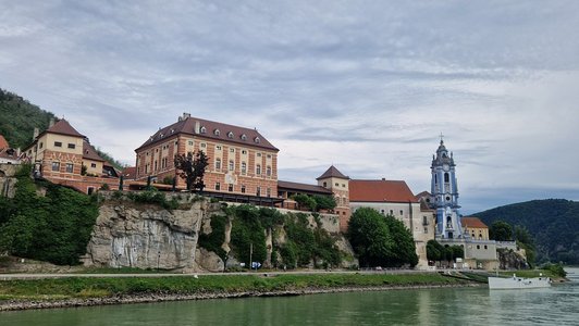 The village of Dürnstein with its iconic blue church tower