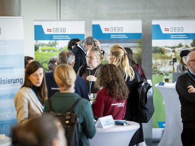 Foto von den Infotischen/OeAD Beratung